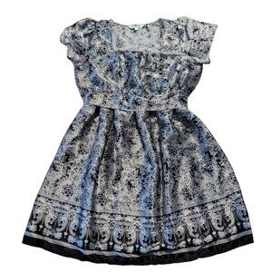 Tramp Brand Dress Black White Floral Print Satin Feel Sz L Belted Fit‎ Flare